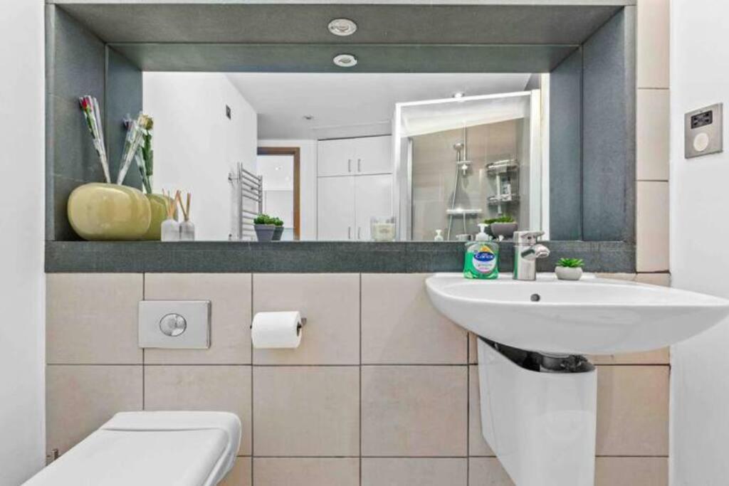 런던 Luxe Living Near Piccadilly Hy11 아파트 외부 사진
